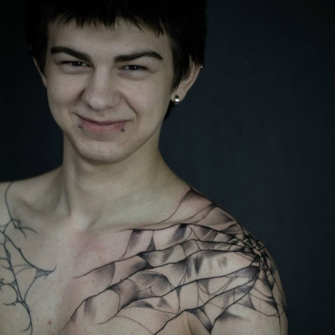 Тату "Паутина"